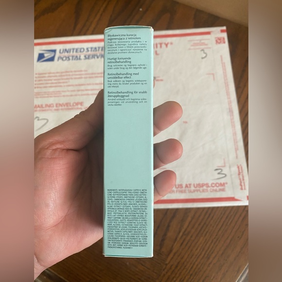 ESTEE LAUDER Perfectionist Pro Rapid Renewal Retinol Treatme - Picture 2 of 7